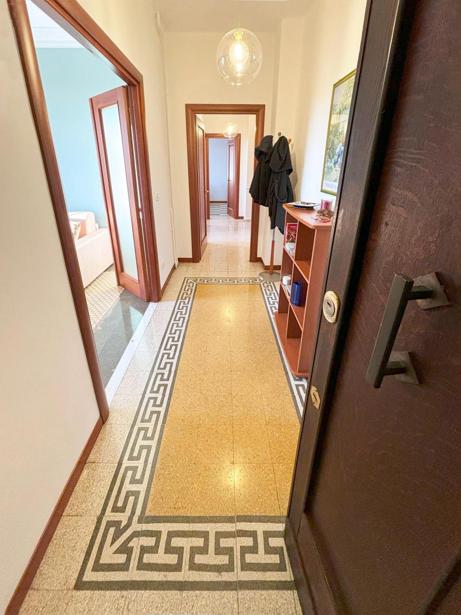 Domusbritannia San Giovanni Apartment *